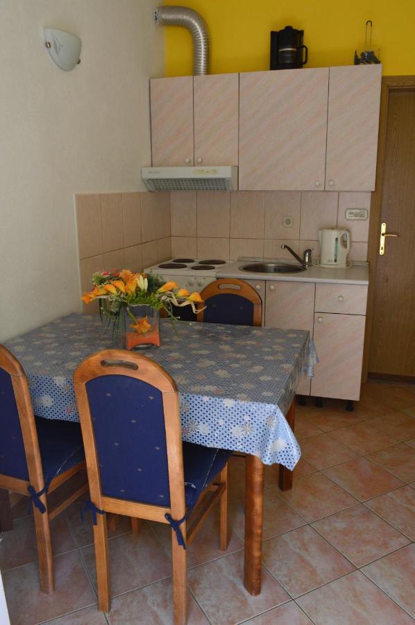 Apartmani Ivan Pisak Exterior photo